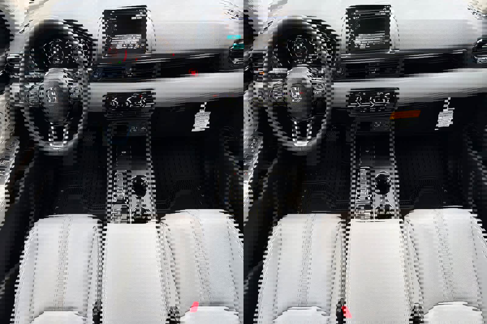 New 2025 Honda Pilot EX-L image 3