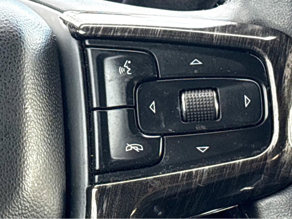 Used 2024 Chevrolet Silverado 2500 High Country w/ Technology Package image 19