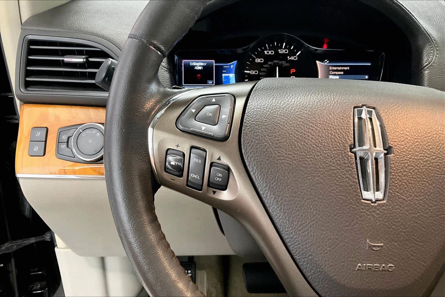 Used 2015 Lincoln MKX AWD w/ Olive Ash Wood Package image 21
