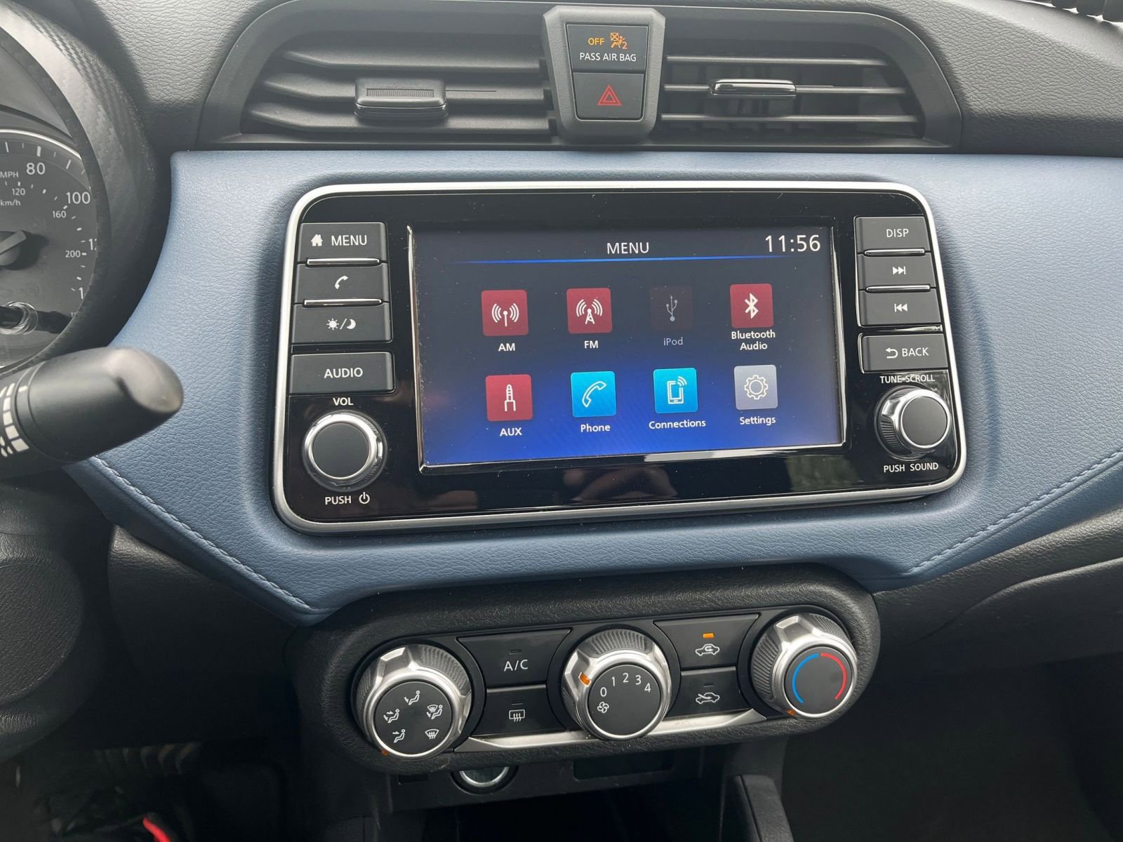 Used 2025 Nissan Versa SV FWD image 17
