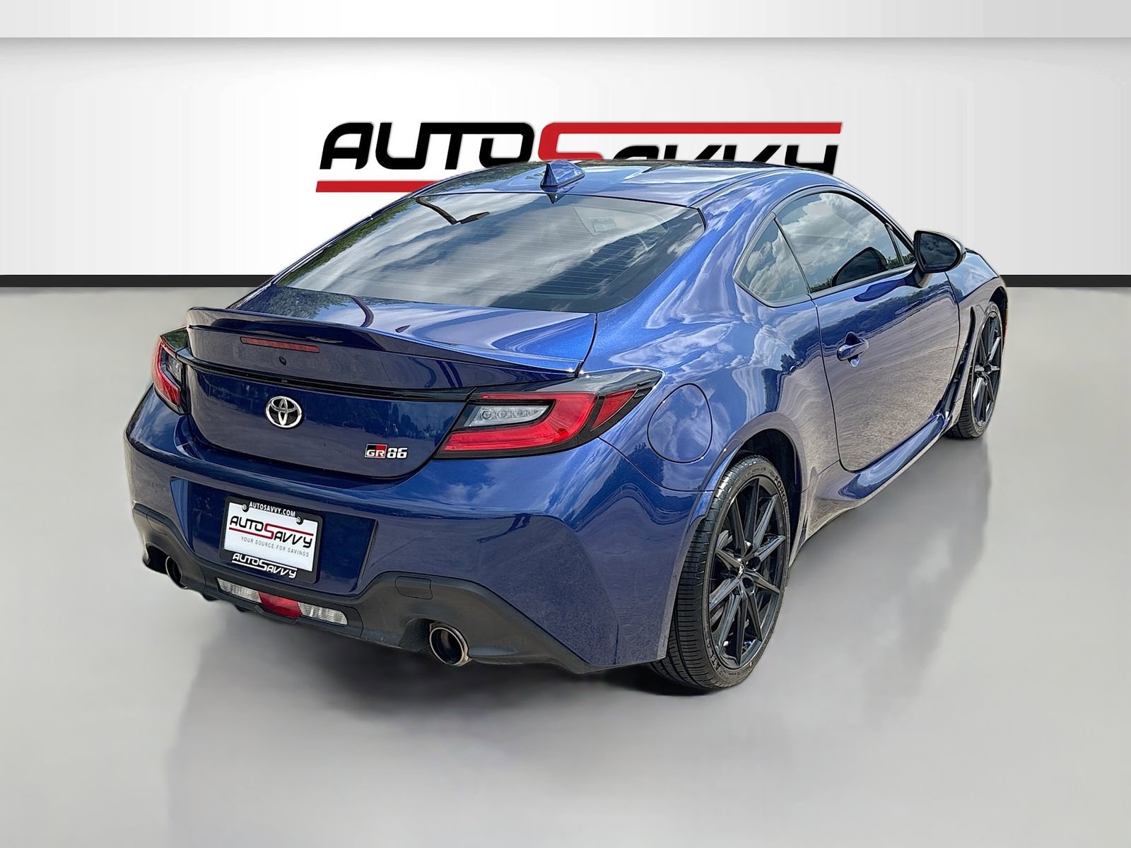Used 2024 Toyota GR86 Premium RWD image 7