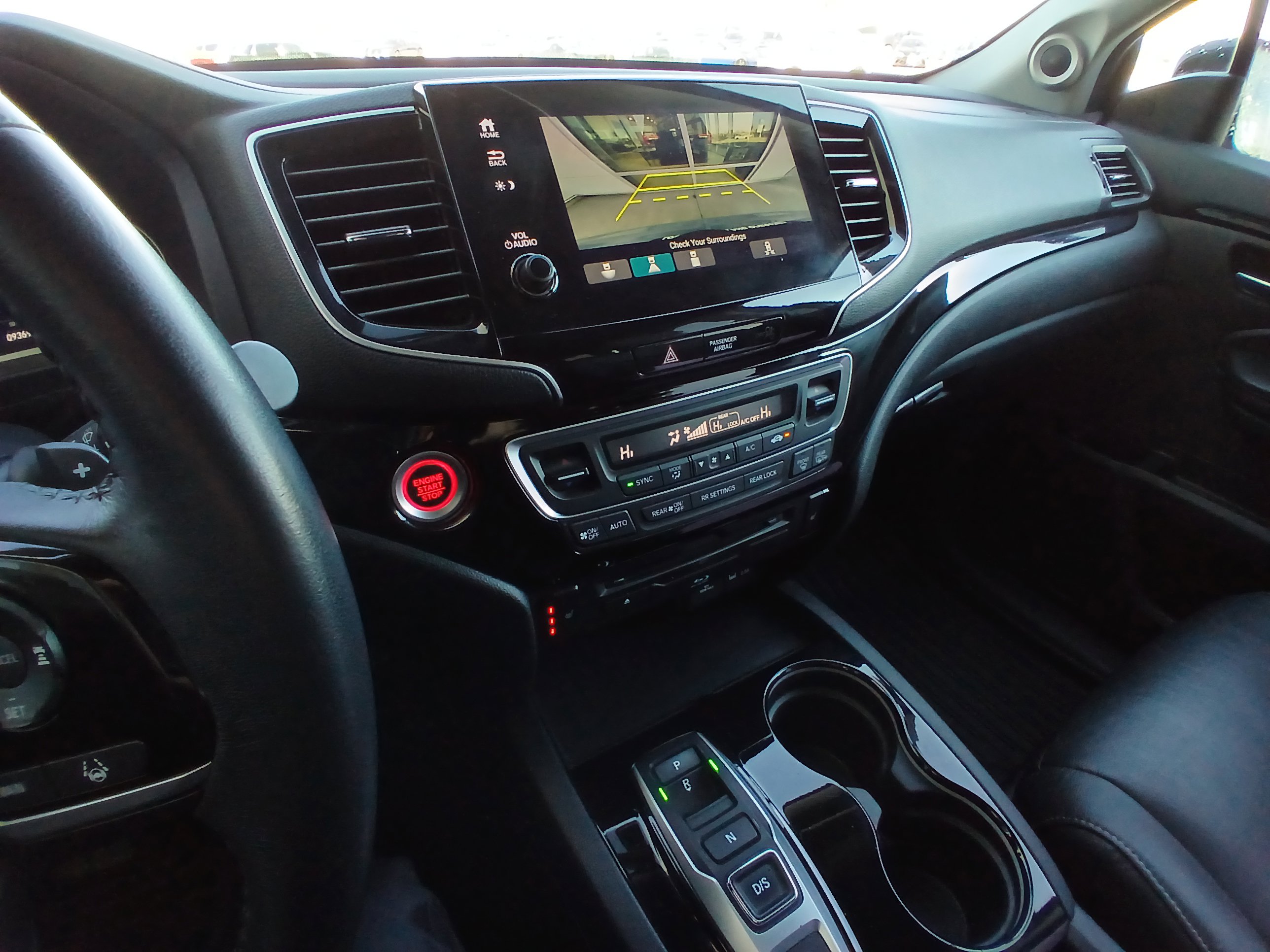 Used 2022 Honda Pilot Touring image 12
