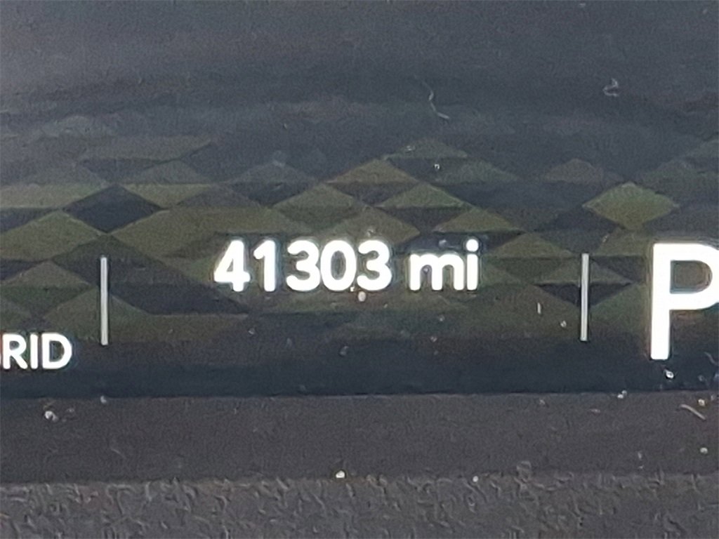 Used 2024 Jeep Wrangler Unlimited Rubicon 4xe w/ Technology Group image 20