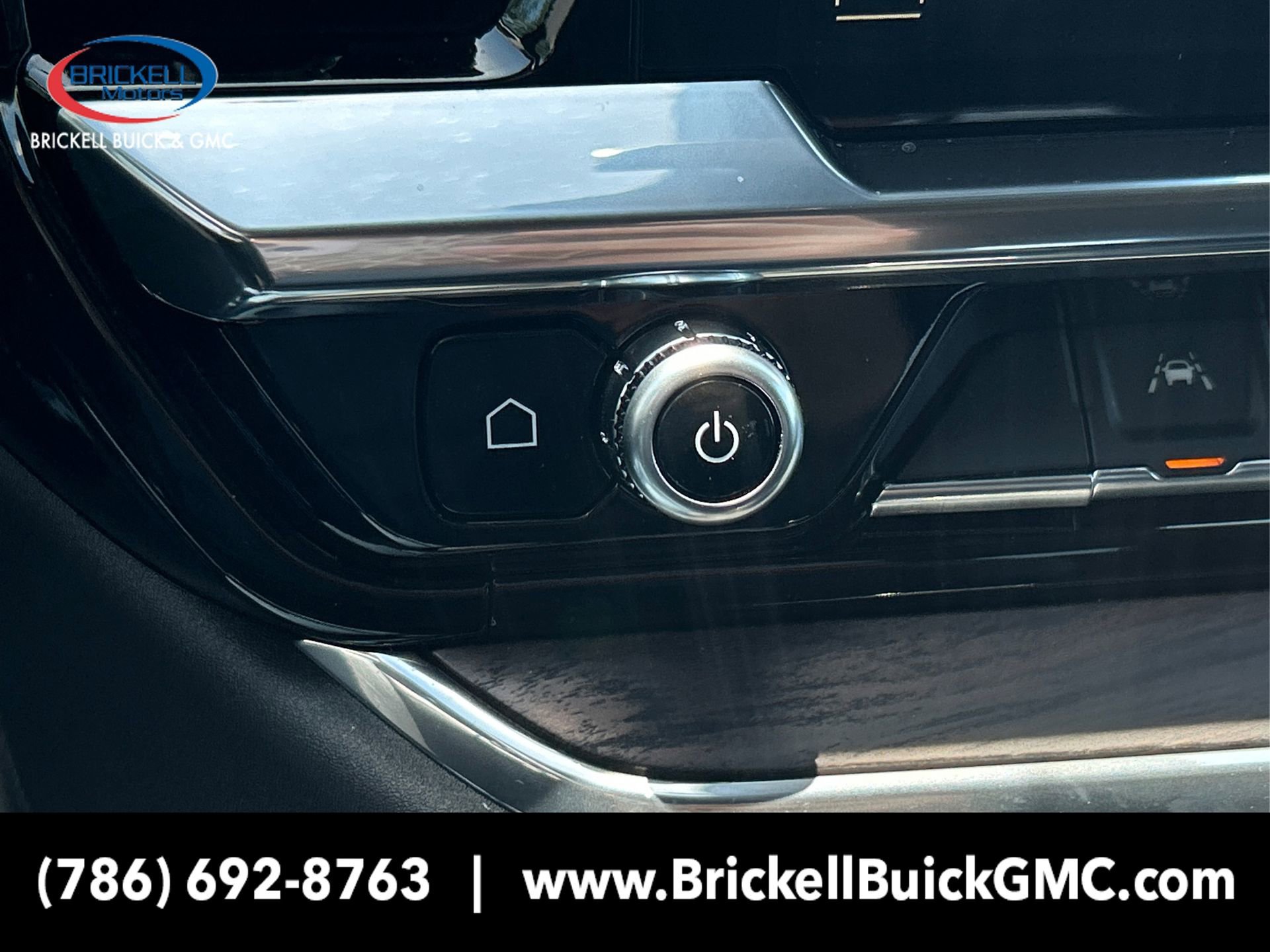 New 2025 GMC Sierra 1500 SLT w/ SLT Convenience Package image 35