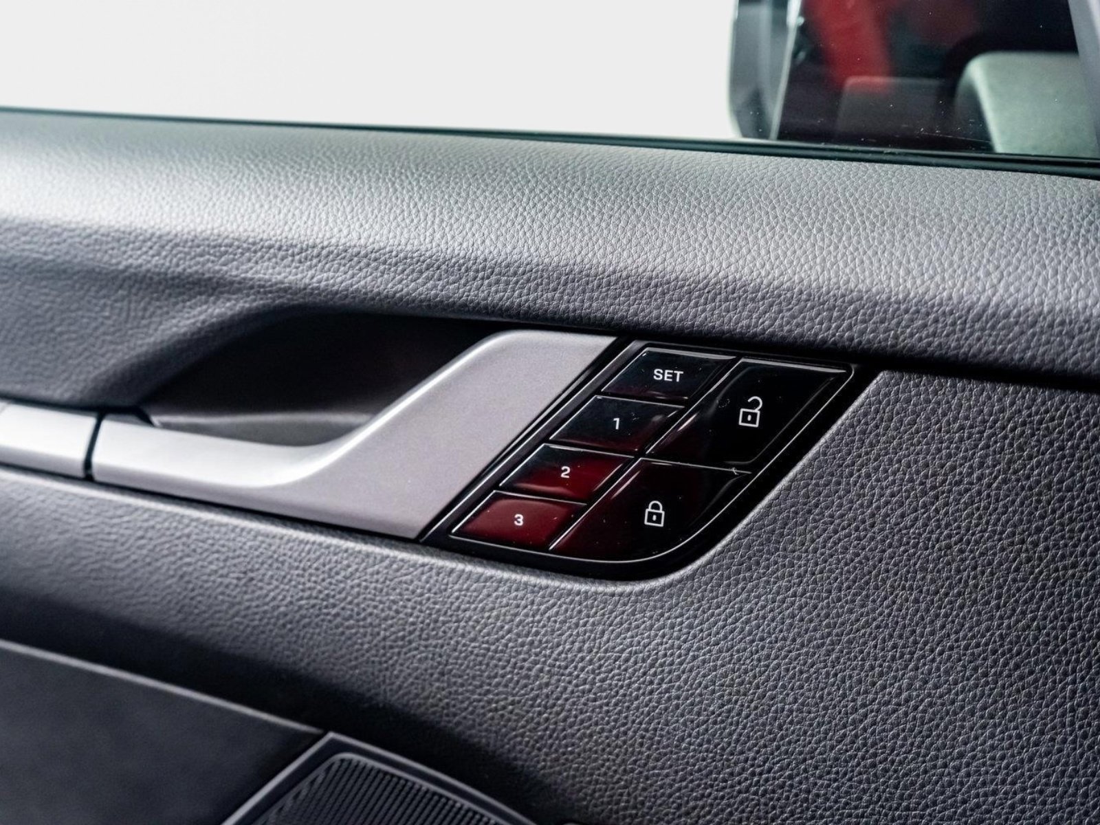 Used 2020 Porsche 911 Carrera 4S w/ Sport Package image 36