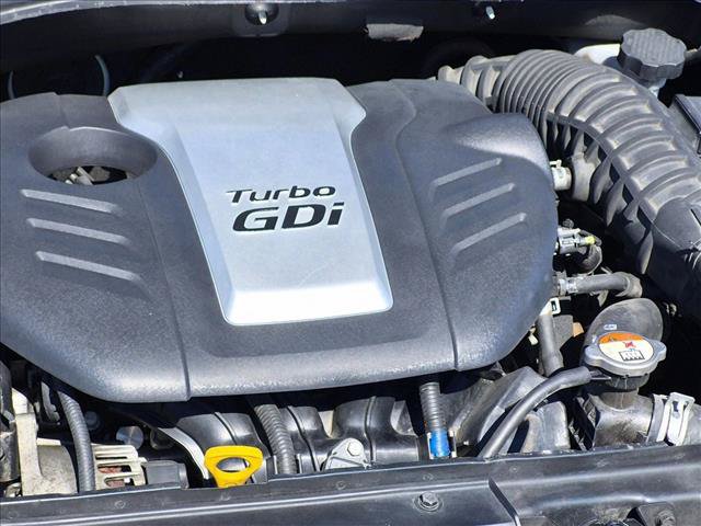 Used 2016 Hyundai Veloster Turbo w/ Option Group 04 FWD image 22