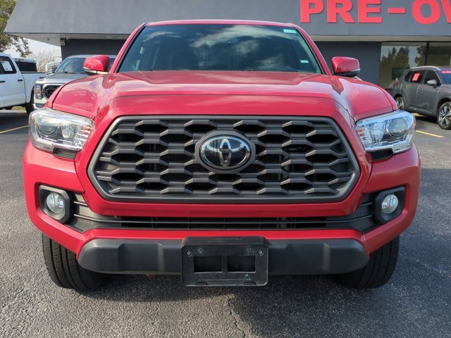 Used 2022 Toyota Tacoma TRD Off-Road image 9