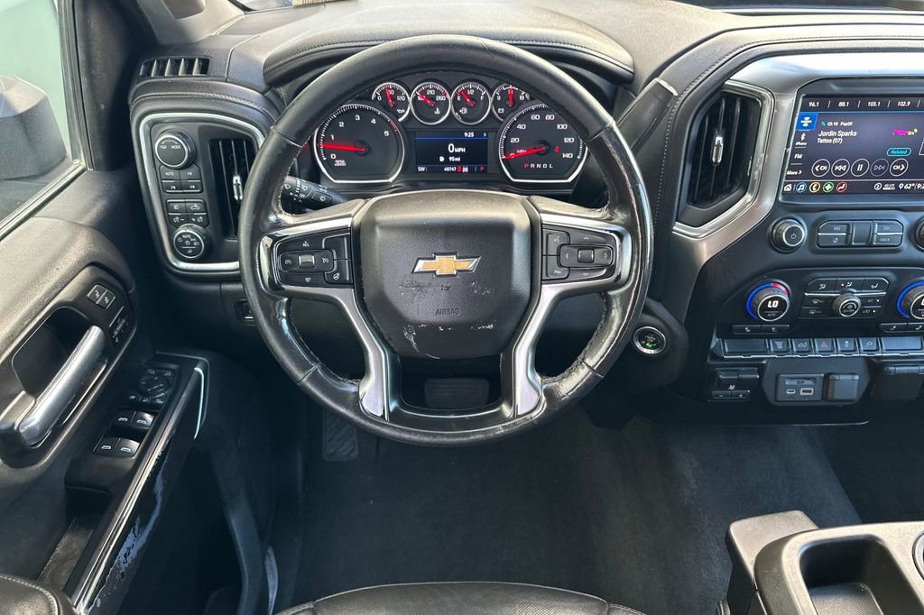 Used 2020 Chevrolet Silverado 2500 LTZ AWD/4WD image 15
