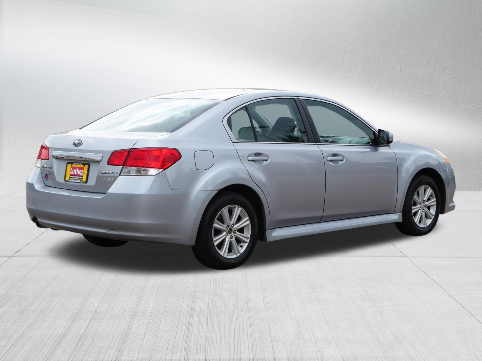 Used 2012 Subaru Legacy 2.5i Premium AWD/4WD image 7
