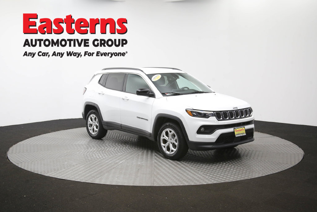 Used 2024 Jeep Compass Latitude AWD/4WD image 50