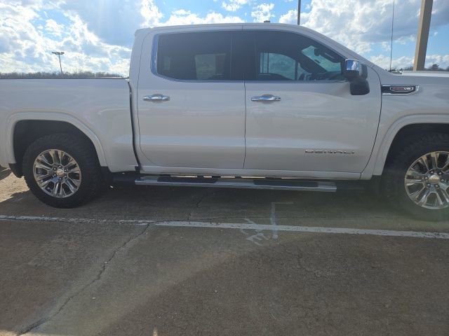 Used 2019 GMC Sierra 1500 Denali w/ Driver Alert Package II image 4