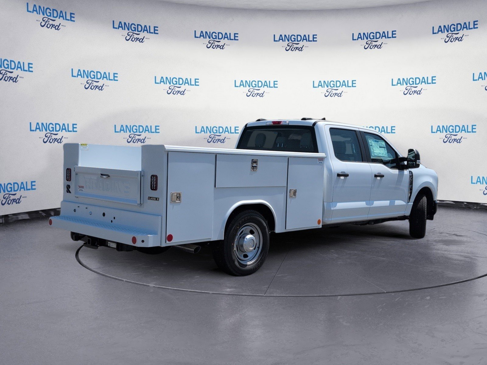 New 2025 Ford F350 XL image 4