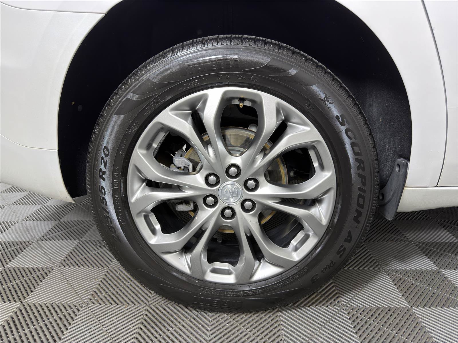 Certified 2021 Buick Enclave Avenir w/ Avenir Technology Package FWD image 16