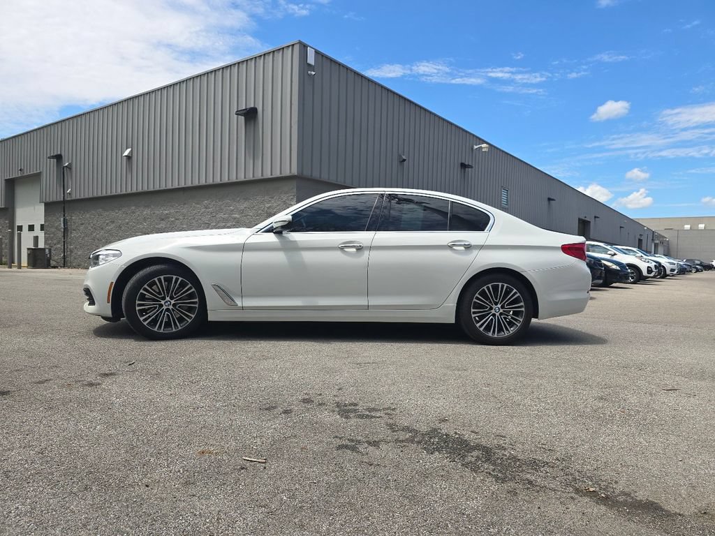 Used 2017 BMW 530i xDrive AWD/4WD image 12