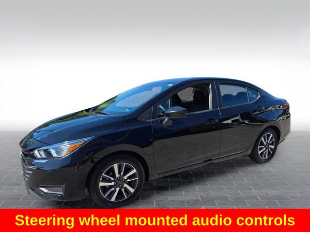 Used 2023 Nissan Versa SV FWD image 4