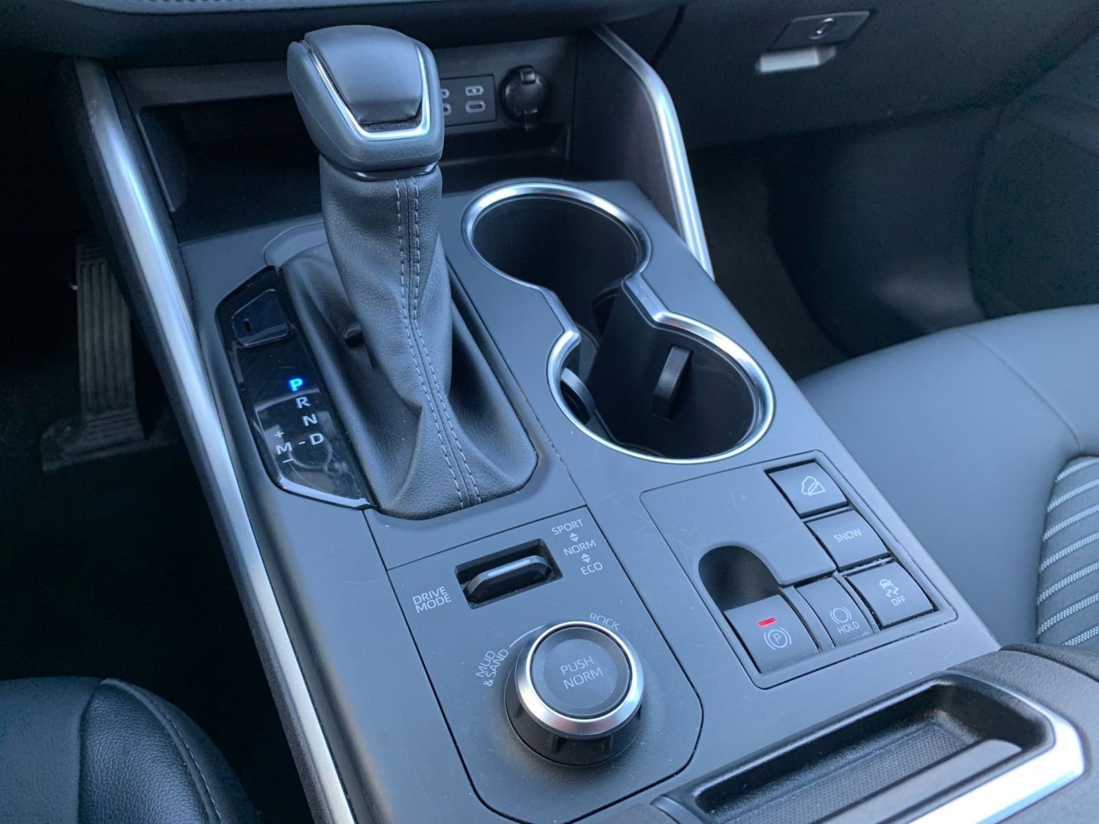 Used 2025 Toyota Highlander XSE AWD/4WD image 44