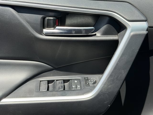 Certified 2025 Toyota RAV4 XLE AWD/4WD image 22