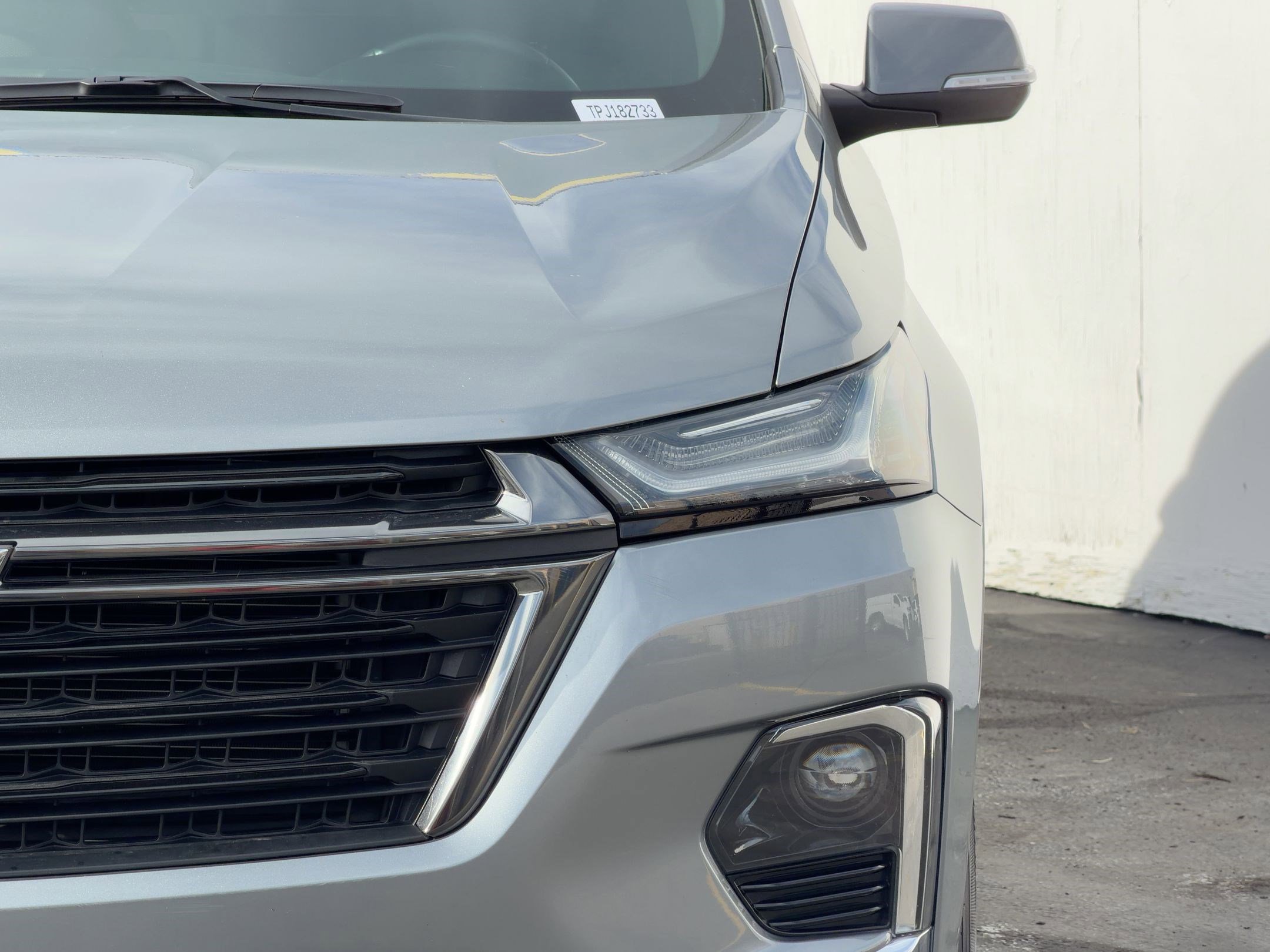 Used 2023 Chevrolet Traverse LT image 9