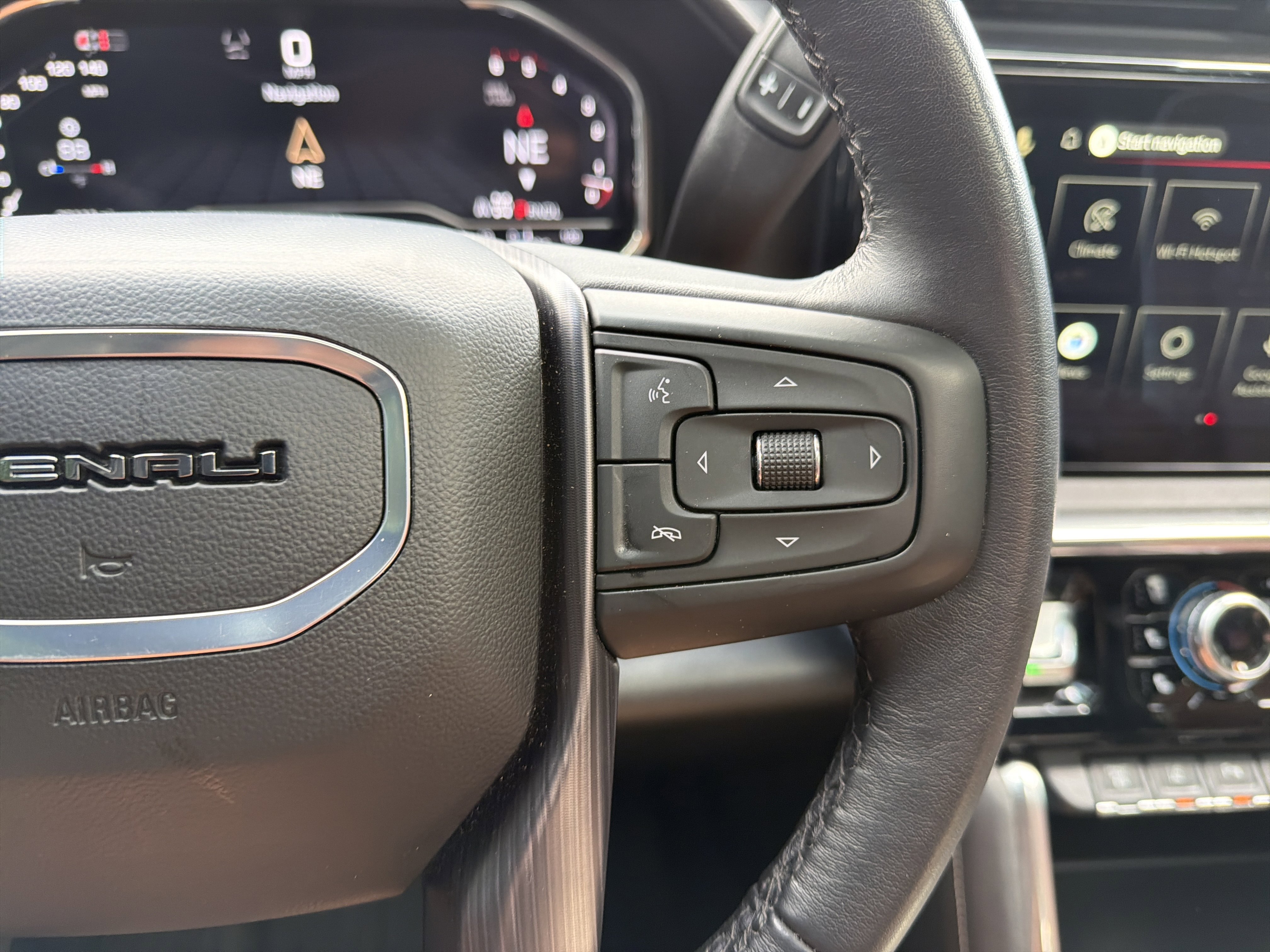 Used 2024 GMC Sierra 2500 Denali Ultimate image 20