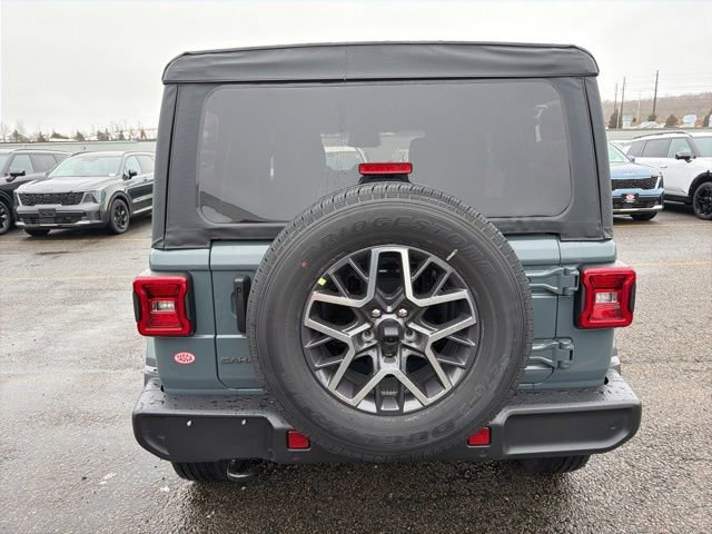 New 2026 Jeep Wrangler Sahara image 4