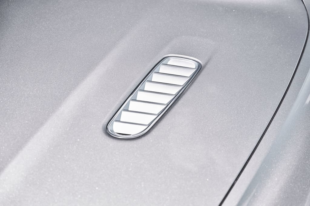 Used 2016 Aston Martin DB9 GT RWD image 9