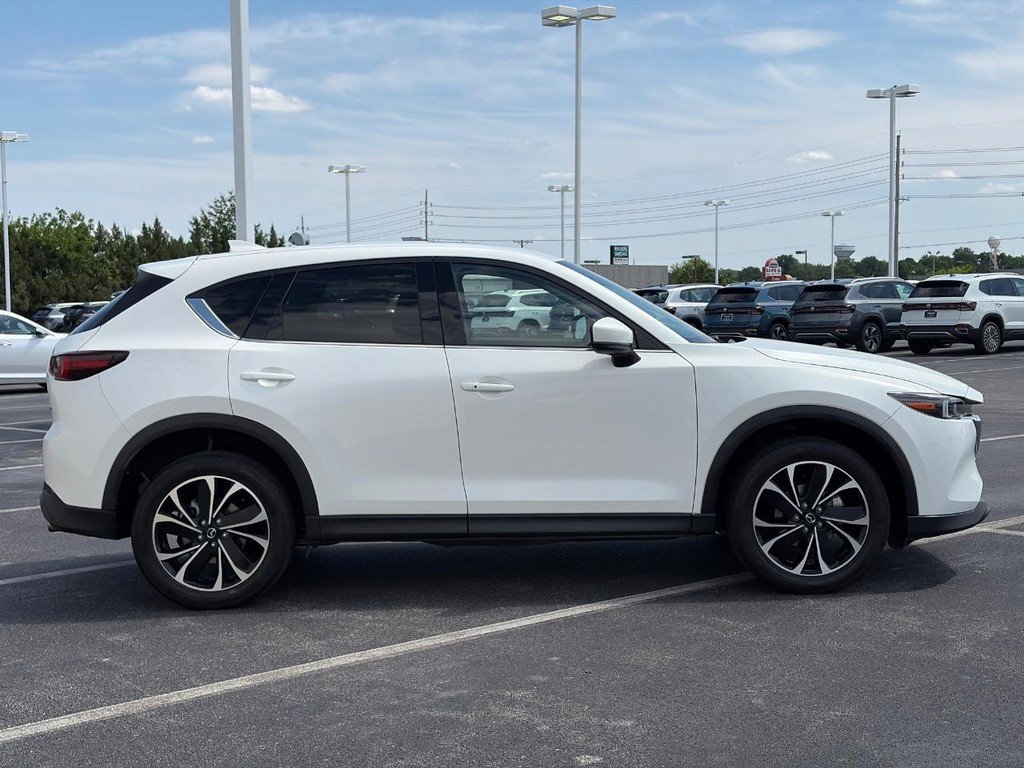 Used 2022 MAZDA CX-5 AWD 2.5 S w/ Premium Package image 4