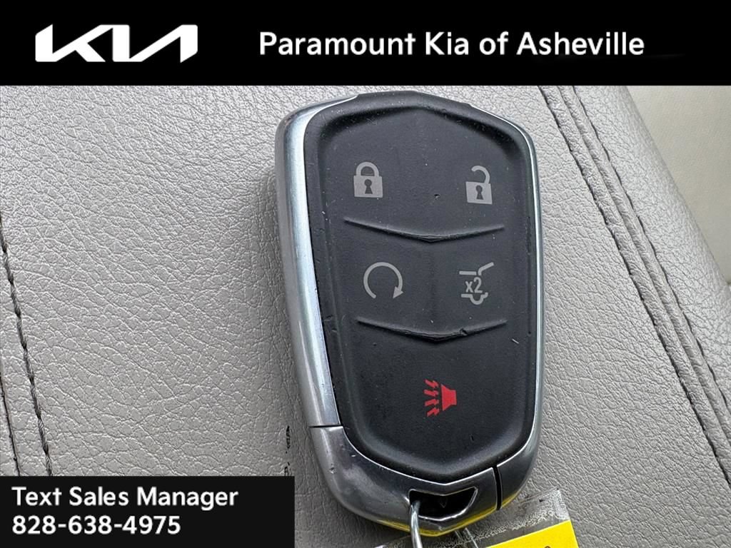 Used 2021 Cadillac XT4 Premium Luxury FWD image 27