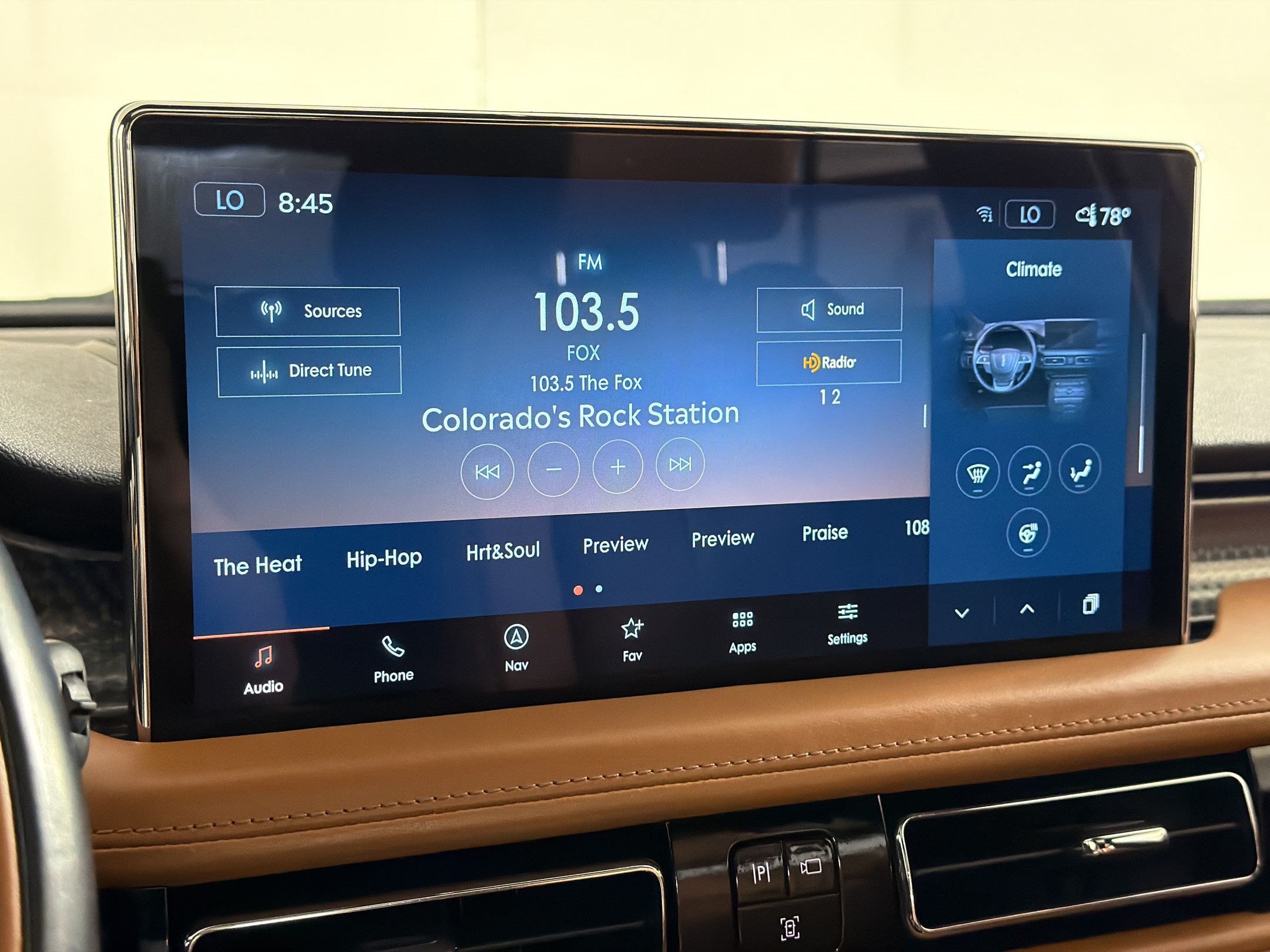 Used 2022 Lincoln Nautilus Black Label w/ Class II Trailer Tow Package AWD/4WD image 22