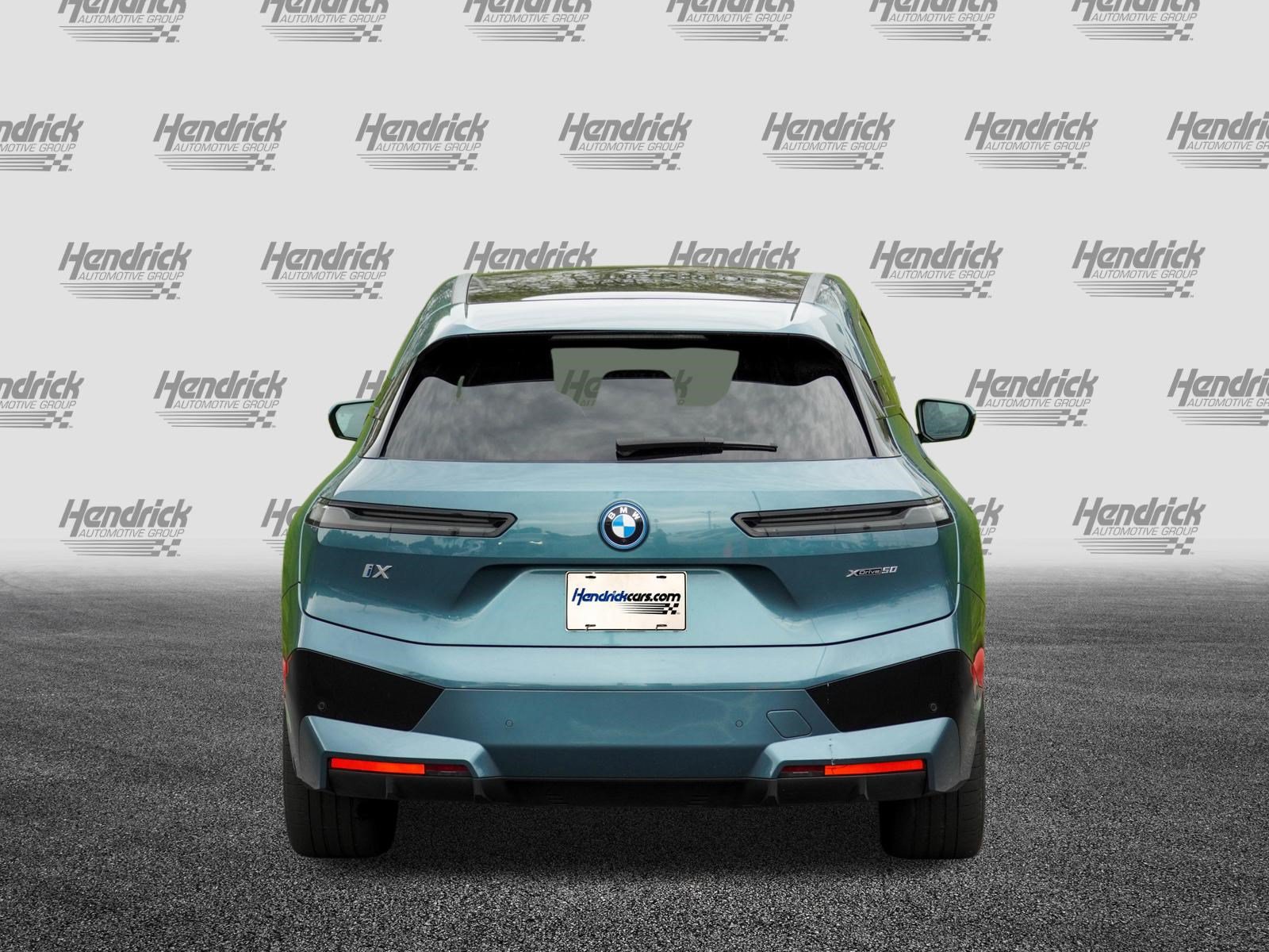Certified 2023 BMW iX xDrive50 w/ Premium Package AWD/4WD image 7