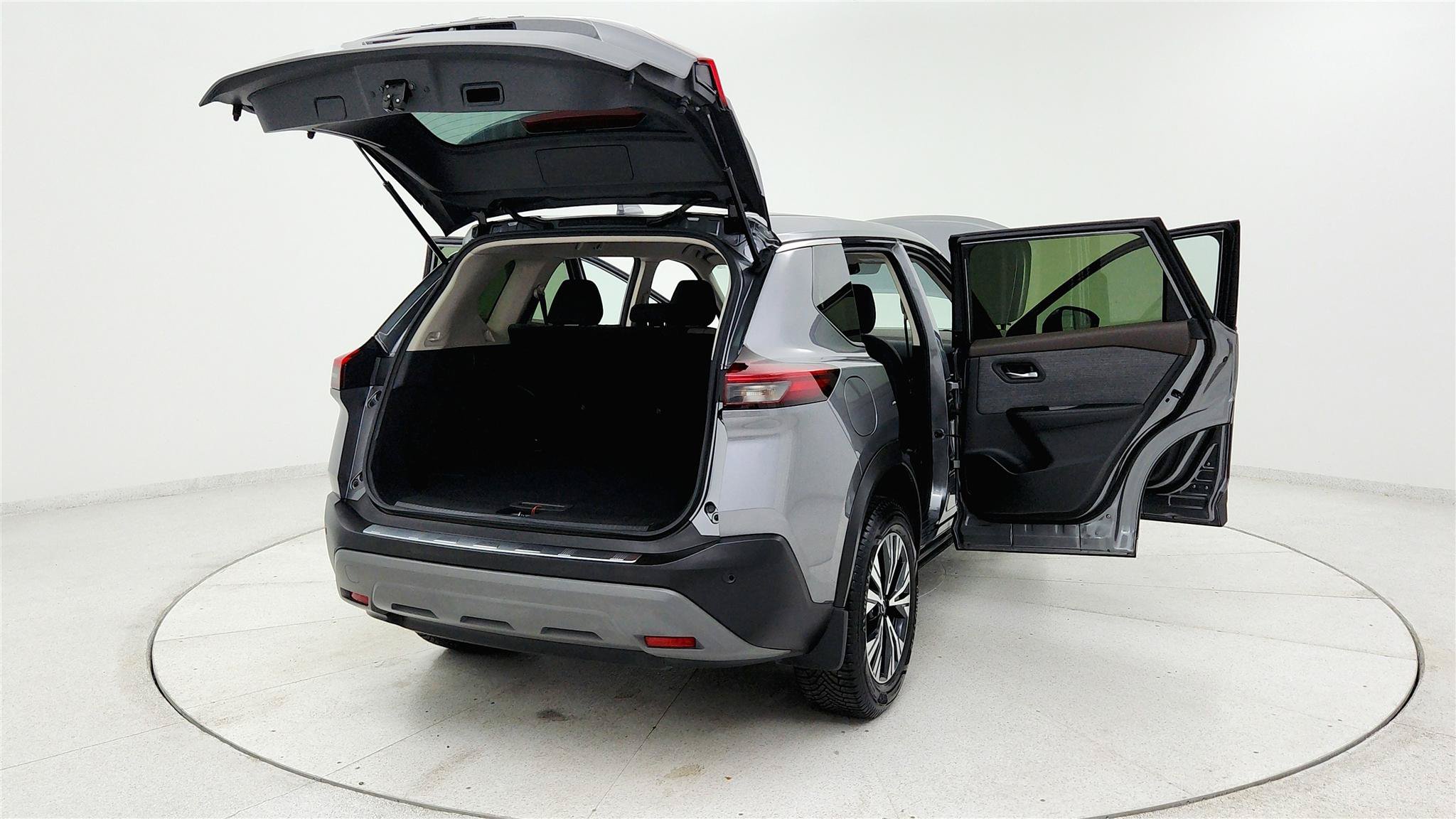 Used 2023 Nissan Rogue SV AWD/4WD image 31