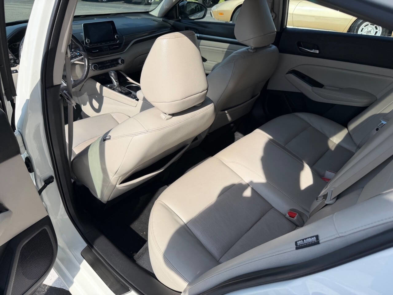 Used 2020 Nissan Altima 2.5 SL FWD image 10