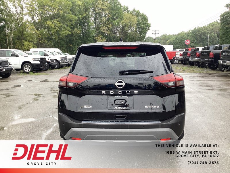Used 2023 Nissan Rogue SV AWD/4WD image 6