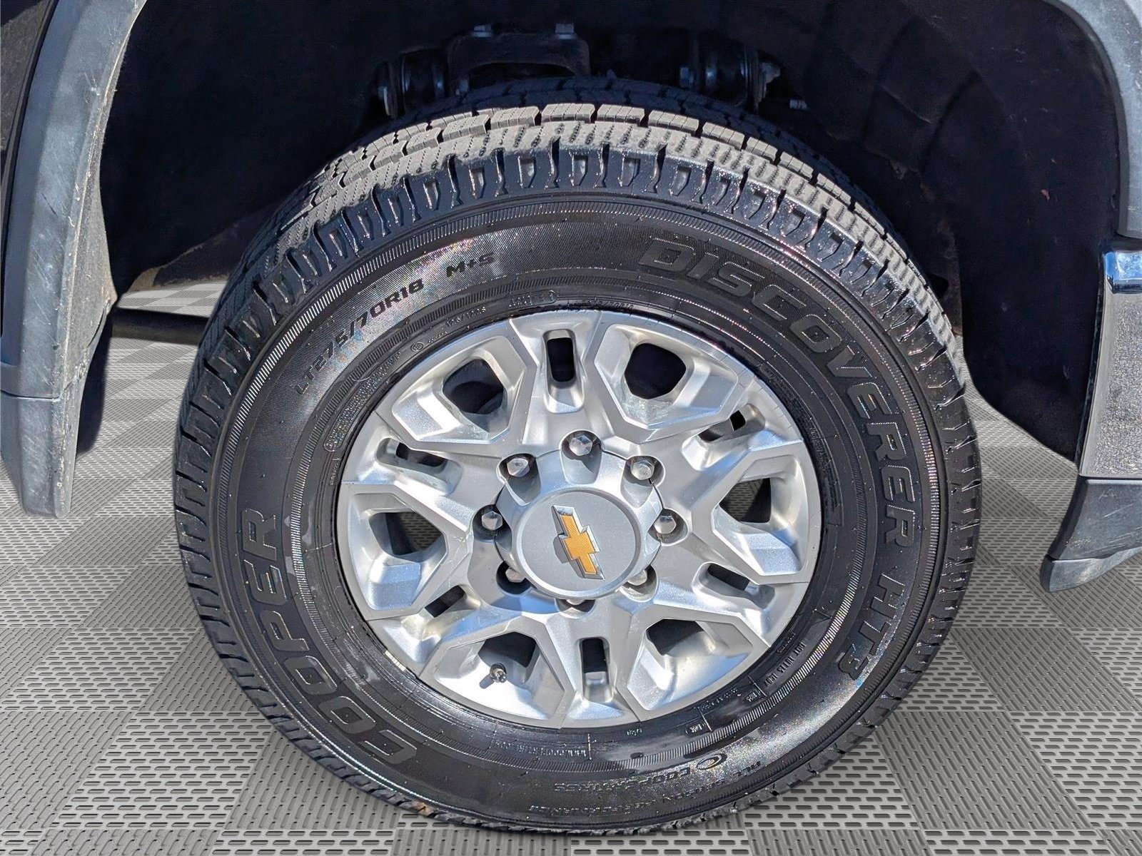 Used 2025 Chevrolet Silverado 3500 LT w/ Safety Package AWD/4WD image 10