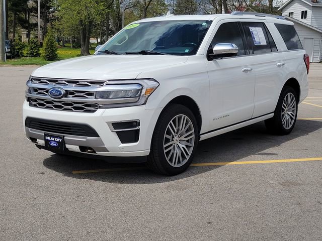 Used 2022 Ford Expedition Platinum AWD/4WD image 2
