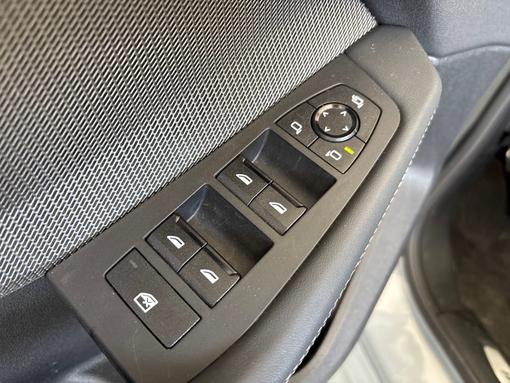 Used 2025 BMW M235i xDrive w/ Premium Package image 15