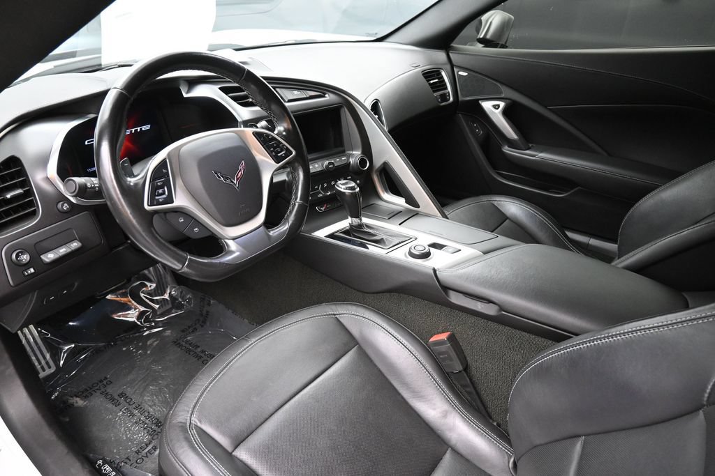 Used 2018 Chevrolet Corvette Stingray Coupe RWD image 21