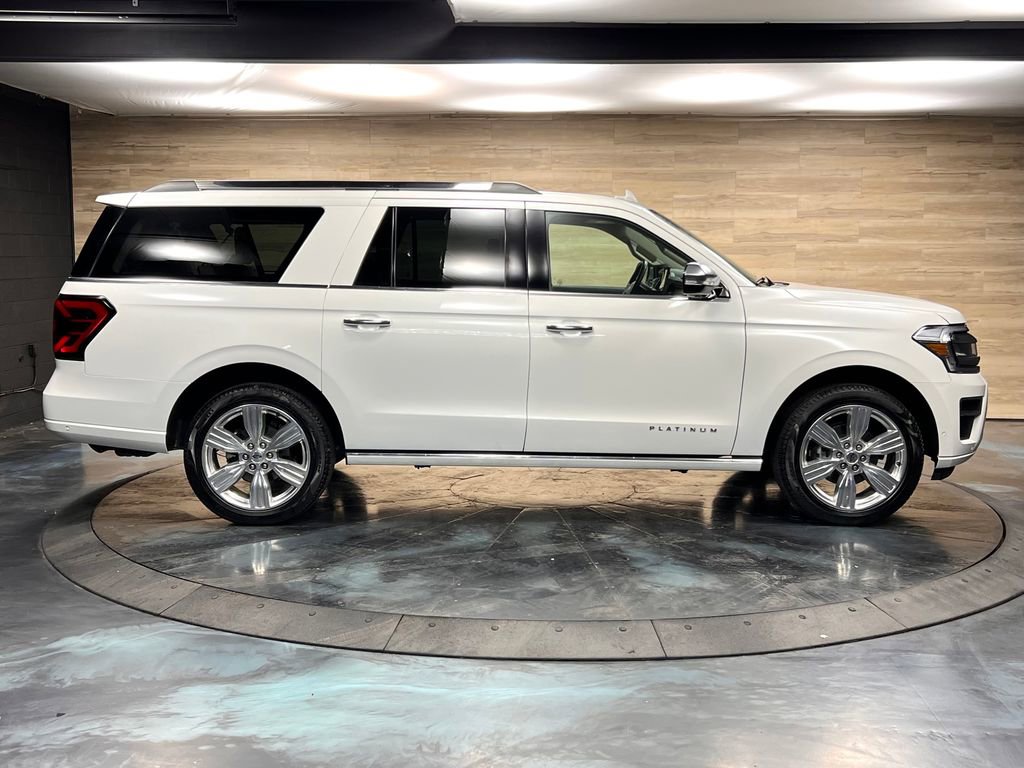 Used 2024 Ford Expedition Max Platinum AWD/4WD image 30