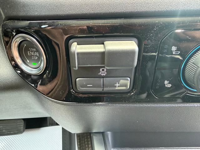 New 2026 Chevrolet Silverado 1500 RST w/ Redline Edition AWD/4WD image 24