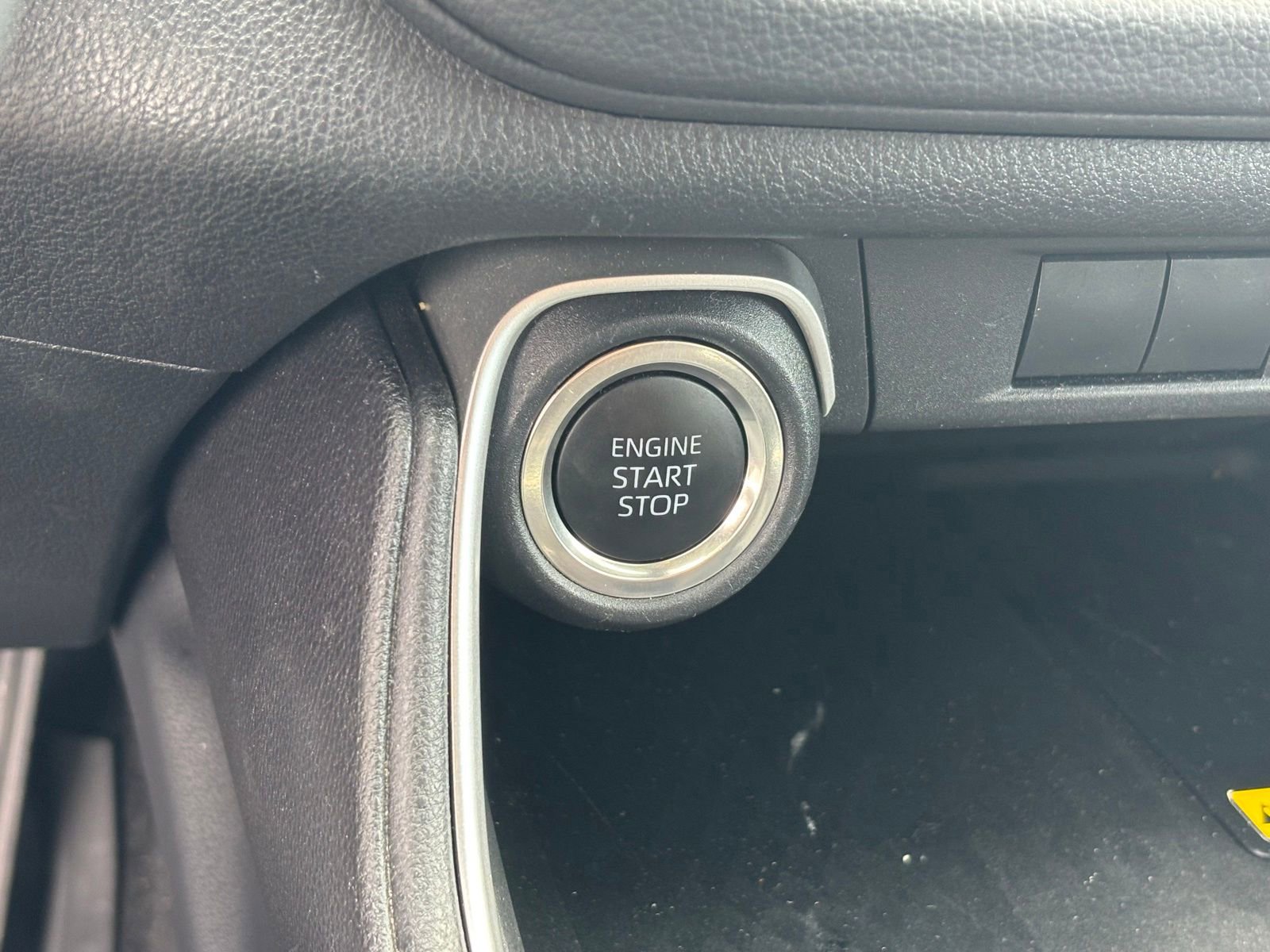 Used 2025 Toyota Grand Highlander FWD image 9