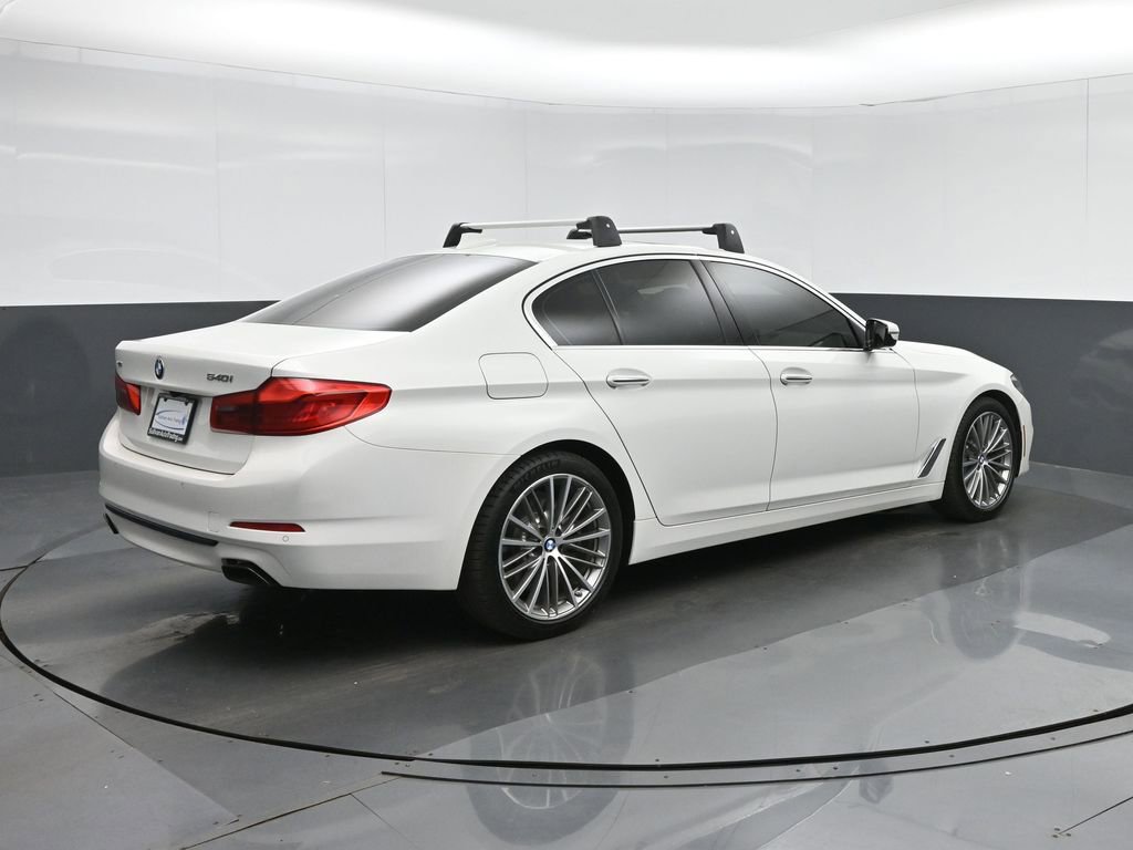 Used 2018 BMW 540i xDrive AWD/4WD image 7