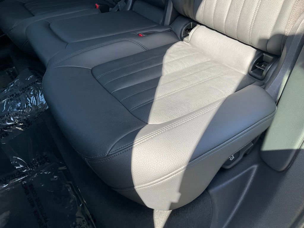 Used 2020 Audi Q5 e Premium w/ Convenience Package image 30
