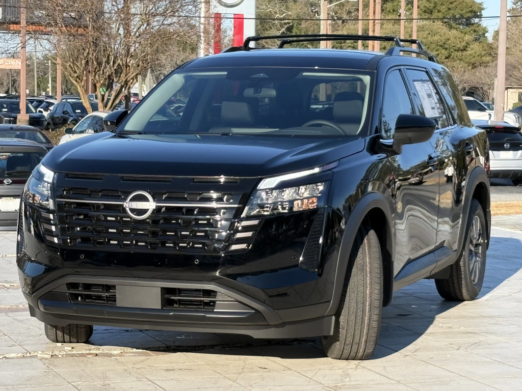 New 2026 Nissan Pathfinder SL FWD image 3