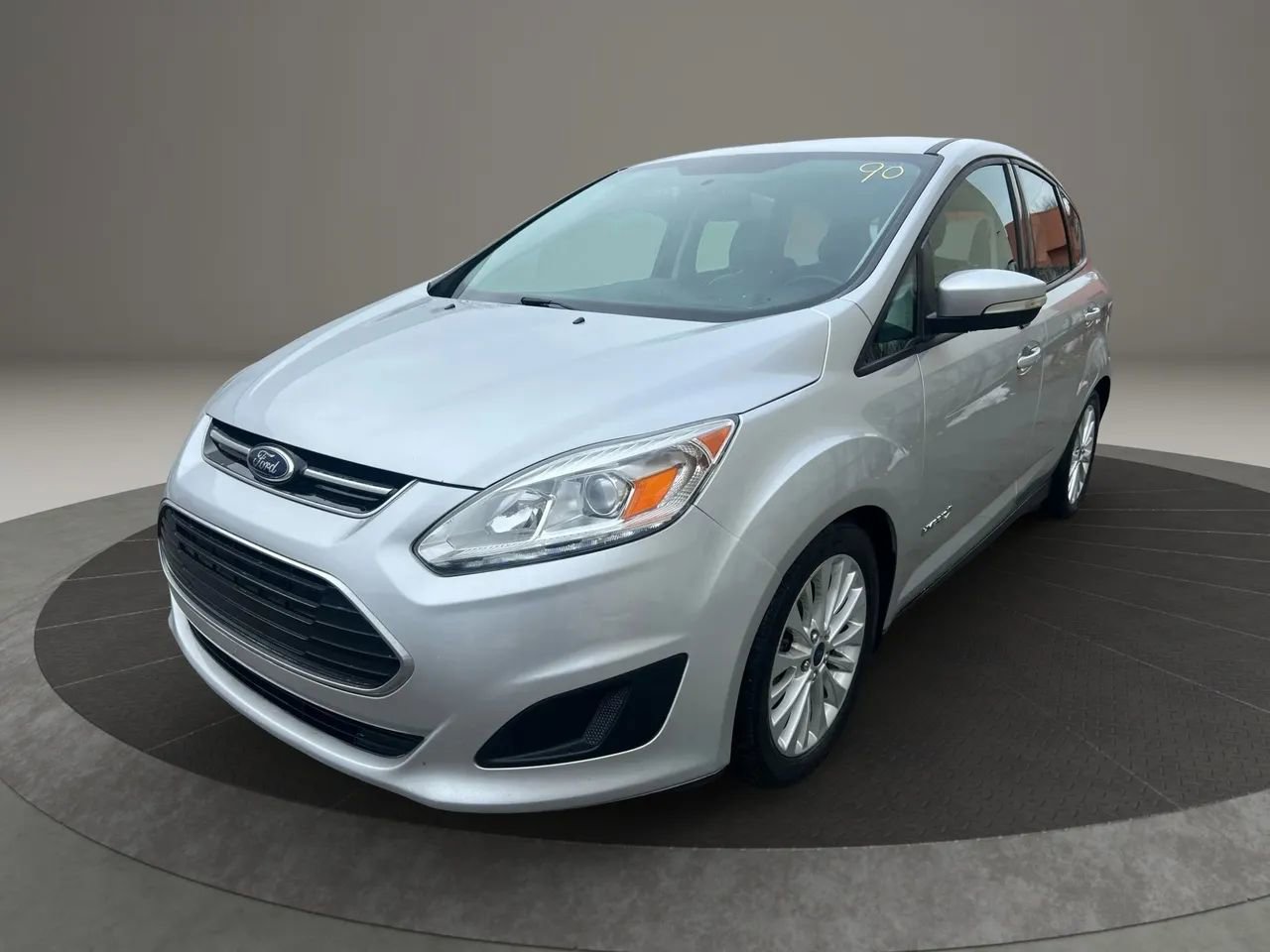 Used 2017 Ford C-MAX SE w/ Equipment Group 202A image 1