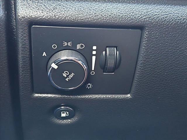 Used 2021 Jeep Grand Cherokee Limited w/ Quick Order Package 28K 80th AWD/4WD image 17