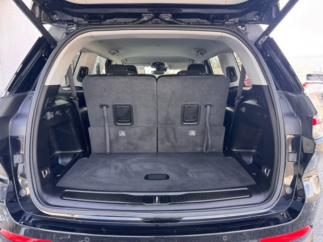 Used 2023 Jeep Grand Cherokee L Limited AWD/4WD image 6