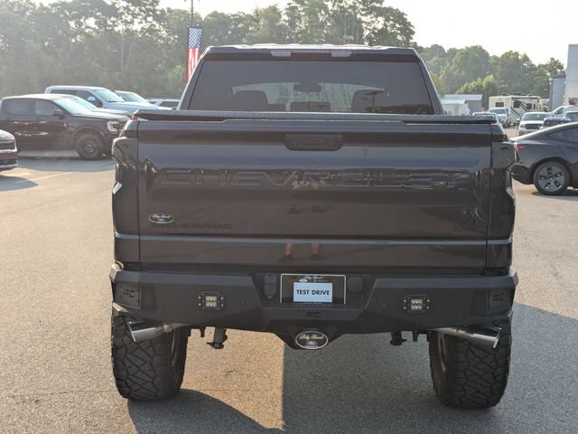 Used 2022 Chevrolet Silverado 1500 LT RWD image 4