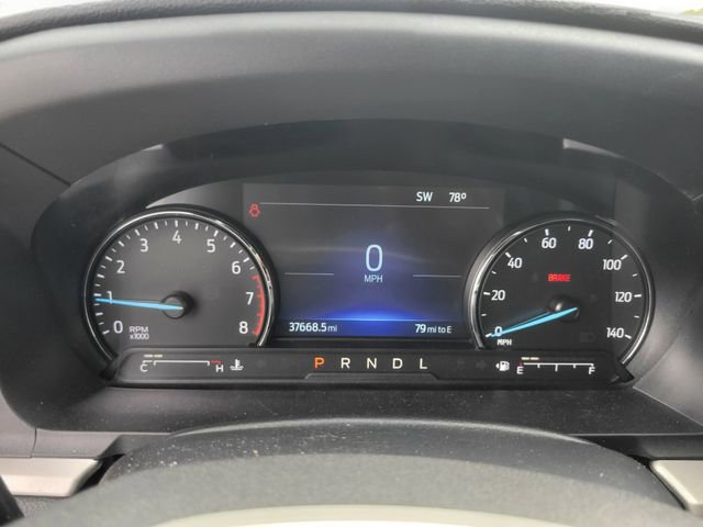 Certified 2022 Ford Explorer XLT w/ Equipment Group 202A image 25