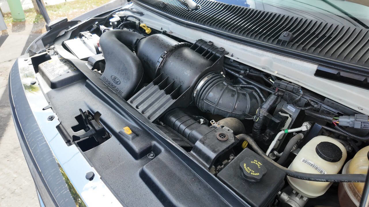 Used 2010 Ford E-450 and Econoline 450 Super Duty RWD image 18