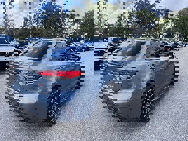 Used 2022 Toyota Corolla SE image 4