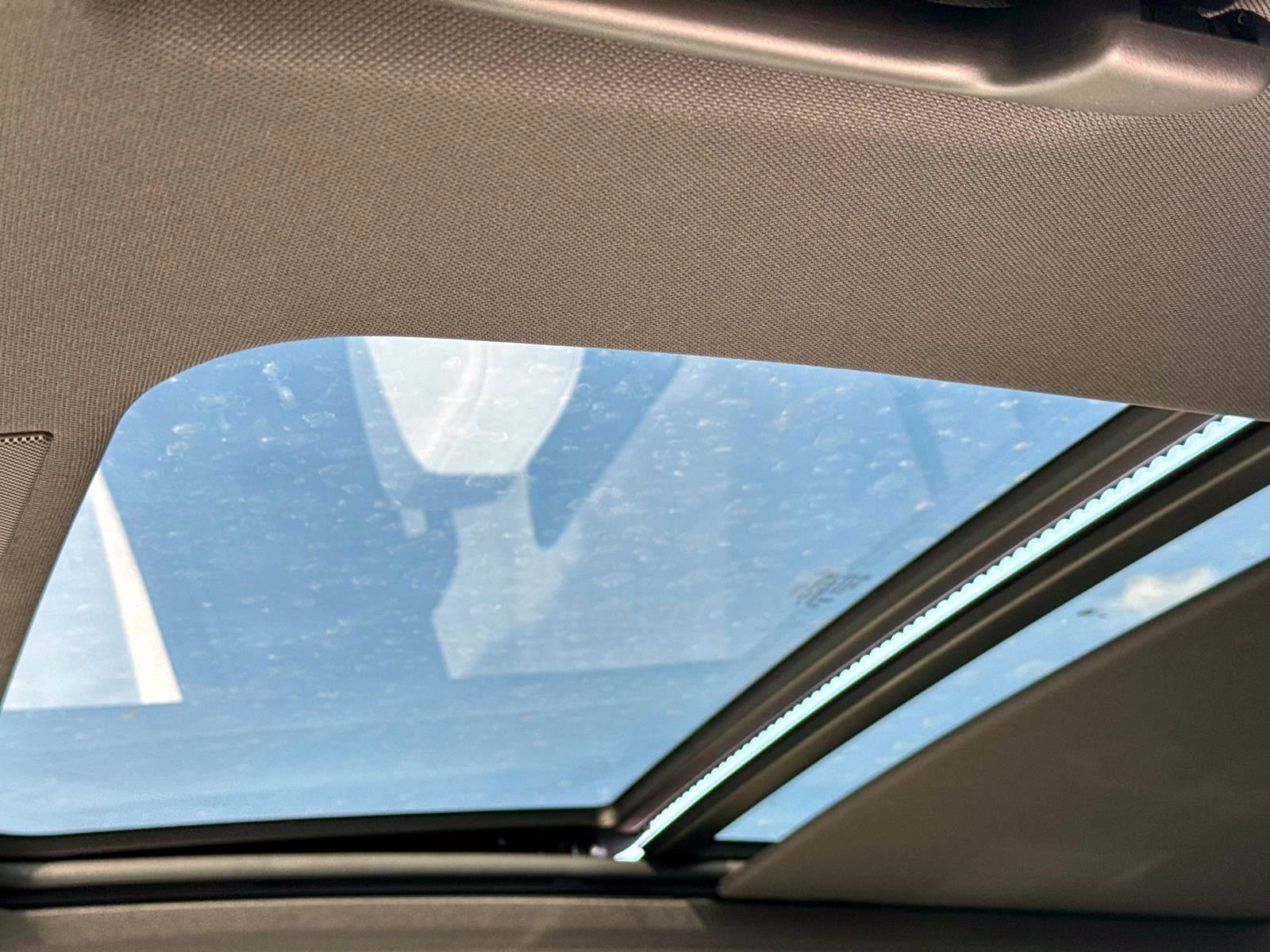 New 2026 Chevrolet Suburban Premier image 19